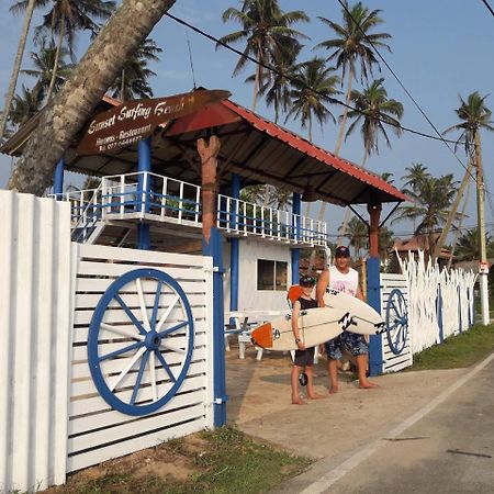 Sunset Surfing Beach Resort Matara Luaran gambar