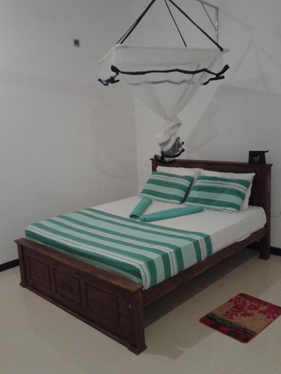 Sunset Surfing Beach Resort Matara Luaran gambar